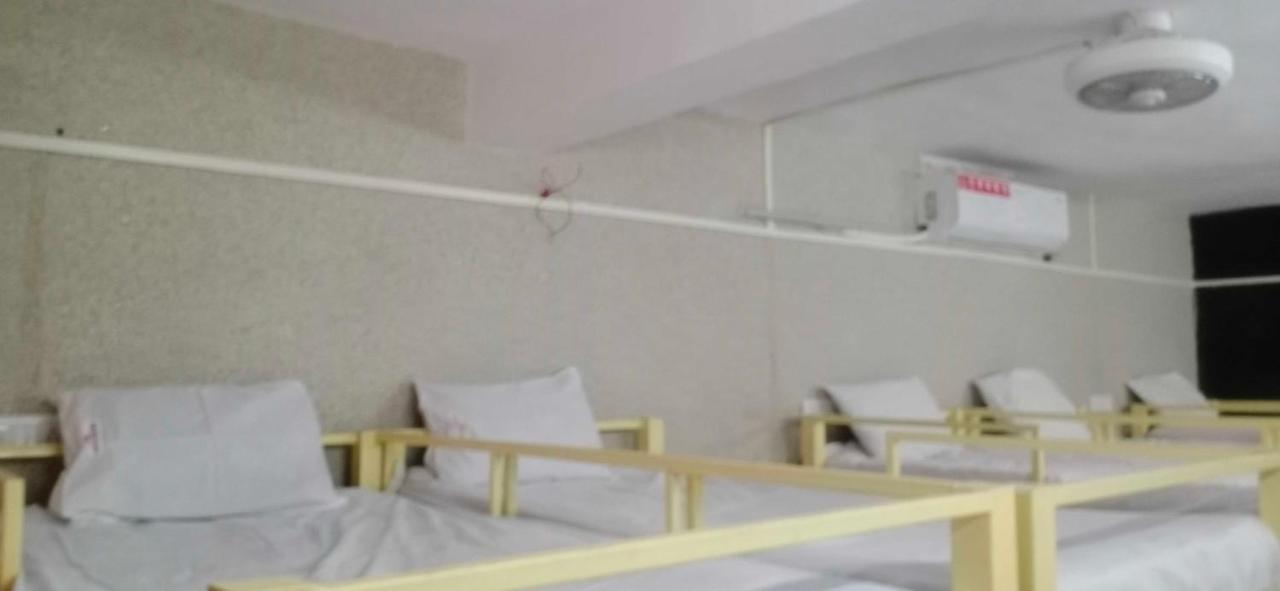 Hotel Mayura, Ankleshwar Dış mekan fotoğraf