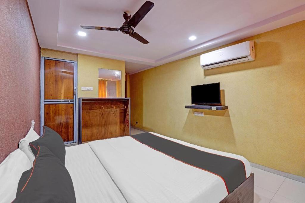 Hotel Mayura, Ankleshwar Dış mekan fotoğraf